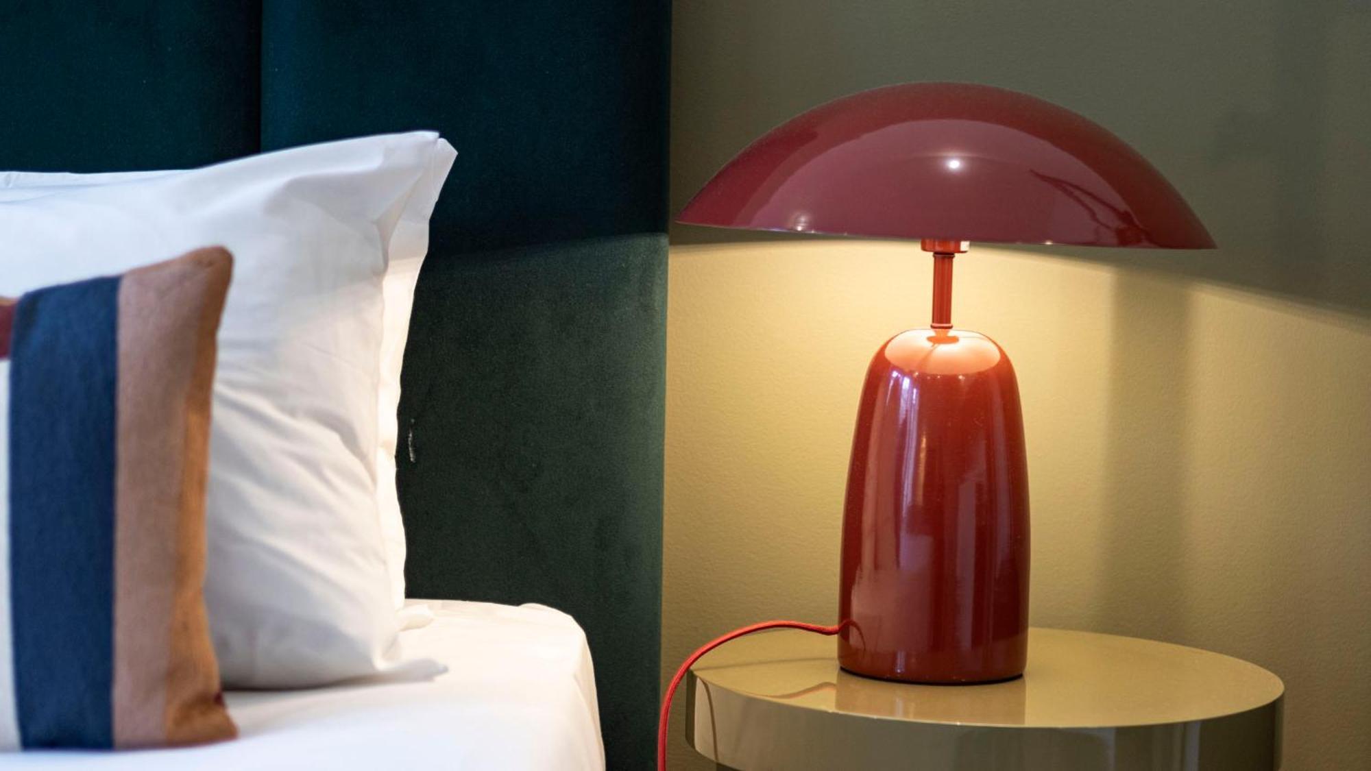 Lovelystay - Allderman Apartment - Almada 3º F ポルト エクステリア 写真